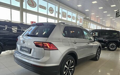 Volkswagen Tiguan II, 2019 год, 2 849 000 рублей, 10 фотография