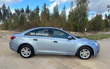 Chevrolet Cruze II, 2011 год, 550 000 рублей, 4 фотография