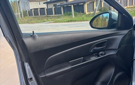 Chevrolet Cruze II, 2011 год, 550 000 рублей, 17 фотография