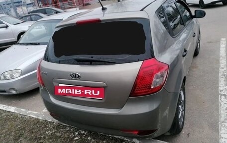 KIA cee'd I рестайлинг, 2010 год, 650 000 рублей, 6 фотография