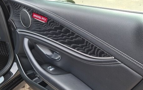 Mercedes-Benz E-Класс, 2019 год, 2 600 000 рублей, 8 фотография