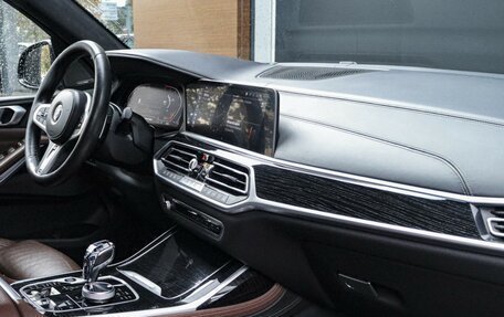 BMW X7, 2019 год, 8 100 000 рублей, 11 фотография