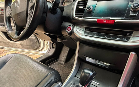 Honda Accord IX рестайлинг, 2013 год, 1 690 000 рублей, 10 фотография