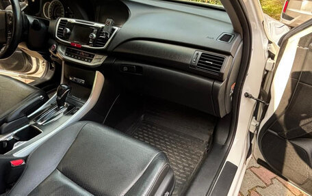 Honda Accord IX рестайлинг, 2013 год, 1 690 000 рублей, 9 фотография