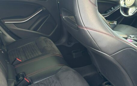 Mercedes-Benz CLA, 2015 год, 1 400 000 рублей, 6 фотография