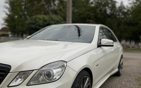 Mercedes-Benz E-Класс, 2012 год, 1 650 000 рублей, 10 фотография