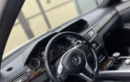 Mercedes-Benz E-Класс, 2012 год, 1 650 000 рублей, 9 фотография