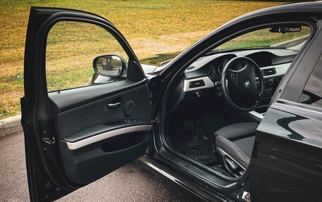 BMW 3 серия, 2011 год, 1 300 000 рублей, 2 фотография