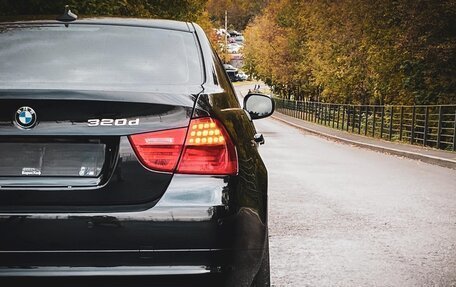 BMW 3 серия, 2011 год, 1 300 000 рублей, 13 фотография