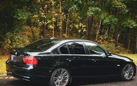 BMW 3 серия, 2011 год, 1 300 000 рублей, 19 фотография
