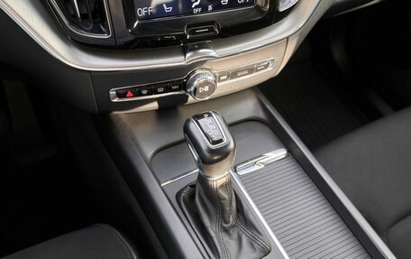 Volvo XC60 II, 2018 год, 2 945 000 рублей, 7 фотография