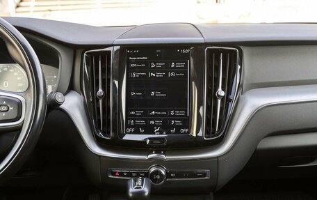 Volvo XC60 II, 2018 год, 2 945 000 рублей, 17 фотография