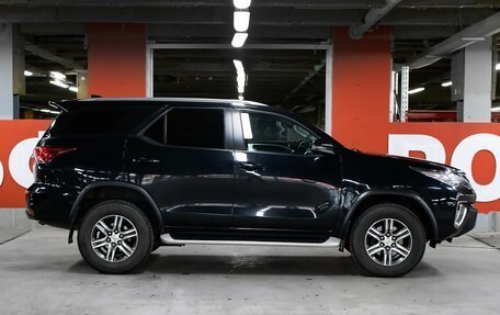 Toyota Fortuner II, 2017 год, 3 050 000 рублей, 4 фотография