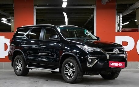 Toyota Fortuner II, 2017 год, 3 050 000 рублей, 3 фотография