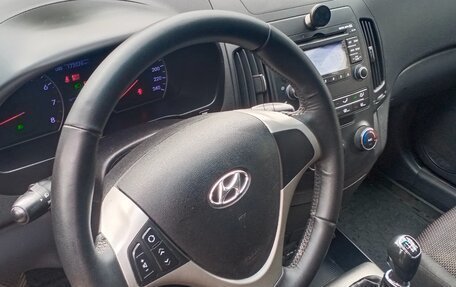 Hyundai i30 I, 2011 год, 700 000 рублей, 18 фотография