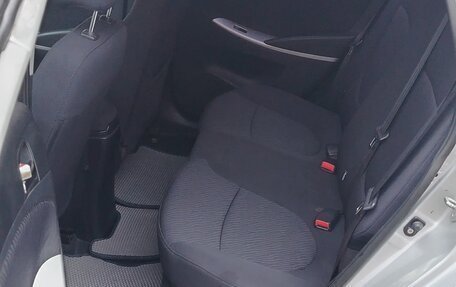 Hyundai Solaris II рестайлинг, 2012 год, 800 000 рублей, 8 фотография