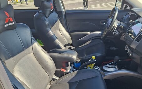 Mitsubishi Outlander III рестайлинг 3, 2008 год, 980 000 рублей, 14 фотография