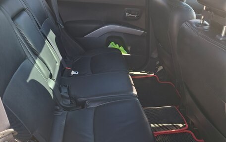Mitsubishi Outlander III рестайлинг 3, 2008 год, 980 000 рублей, 12 фотография