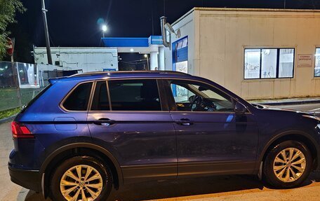 Volkswagen Tiguan II, 2020 год, 2 100 000 рублей, 3 фотография
