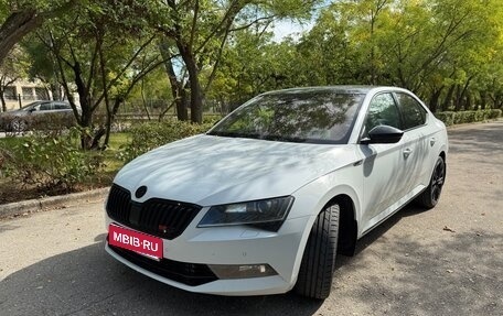 Skoda Superb III рестайлинг, 2018 год, 3 300 000 рублей, 1 фотография