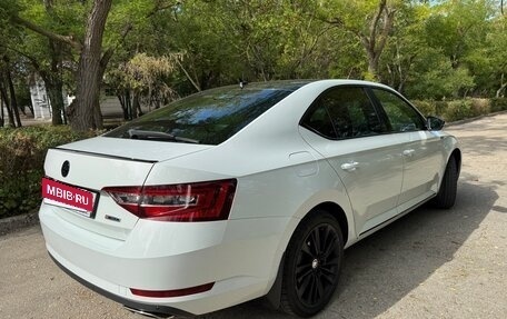 Skoda Superb III рестайлинг, 2018 год, 3 300 000 рублей, 6 фотография