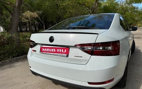 Skoda Superb III рестайлинг, 2018 год, 3 300 000 рублей, 7 фотография