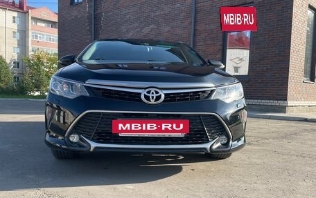Toyota Camry, 2018 год, 2 600 000 рублей, 15 фотография