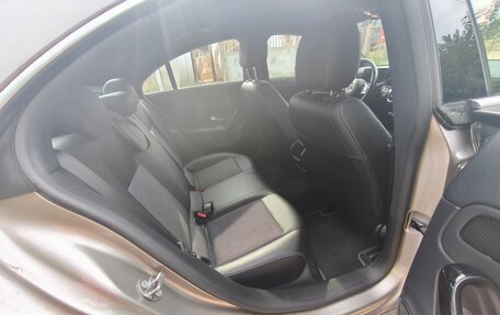 Mercedes-Benz CLA, 2019 год, 1 965 000 рублей, 14 фотография