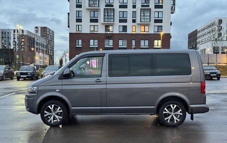 Volkswagen Caravelle T5, 2013 год, 2 250 000 рублей, 8 фотография