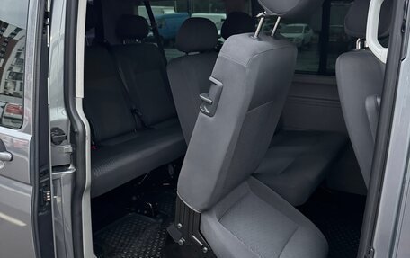 Volkswagen Caravelle T5, 2013 год, 2 250 000 рублей, 15 фотография