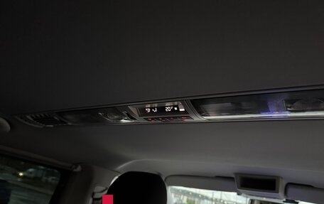 Volkswagen Caravelle T5, 2013 год, 2 250 000 рублей, 16 фотография