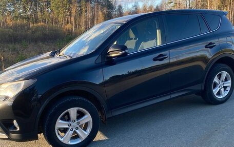 Toyota RAV4, 2013 год, 2 150 000 рублей, 2 фотография