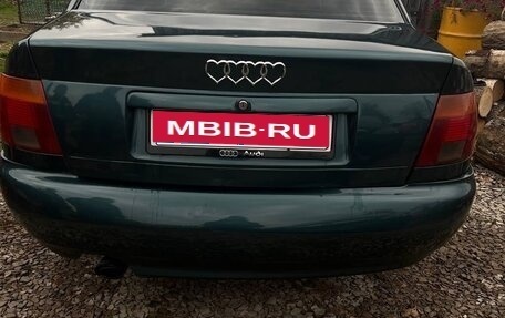 Audi A4, 1995 год, 400 000 рублей, 5 фотография
