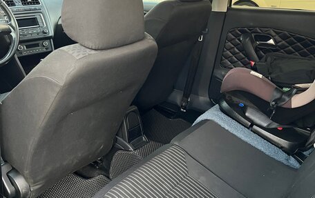 Volkswagen Polo VI (EU Market), 2013 год, 700 000 рублей, 11 фотография