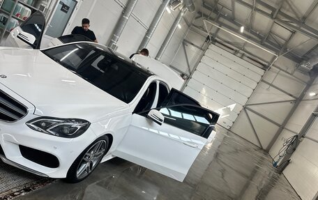 Mercedes-Benz E-Класс, 2013 год, 2 250 000 рублей, 1 фотография