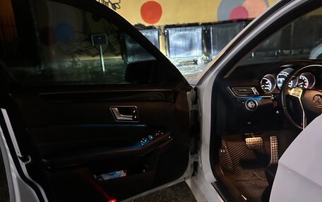Mercedes-Benz E-Класс, 2013 год, 2 250 000 рублей, 7 фотография