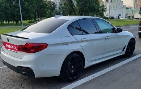BMW 5 серия, 2019 год, 3 680 000 рублей, 3 фотография