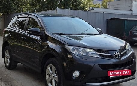 Toyota RAV4, 2013 год, 1 420 000 рублей, 2 фотография