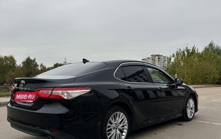 Toyota Camry, 2019 год, 2 280 000 рублей, 5 фотография