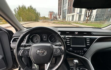 Toyota Camry, 2019 год, 2 280 000 рублей, 9 фотография