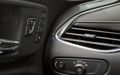 Chevrolet Malibu IX, 2021 год, 1 365 000 рублей, 13 фотография