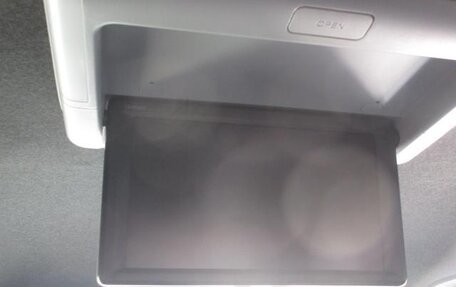 Honda Stepwgn, 2023 год, 2 640 000 рублей, 12 фотография