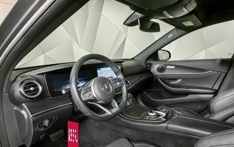Mercedes-Benz E-Класс, 2018 год, 3 143 000 рублей, 7 фотография