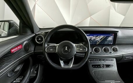 Mercedes-Benz E-Класс, 2018 год, 3 143 000 рублей, 8 фотография