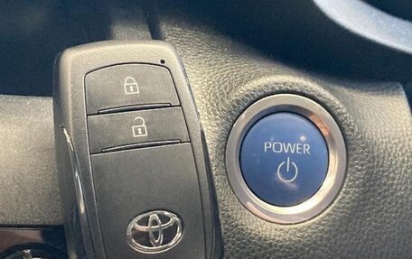 Toyota Yaris Cross, 2022 год, 1 771 000 рублей, 16 фотография