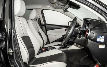 Mazda Demio IV, 2017 год, 1 100 000 рублей, 5 фотография