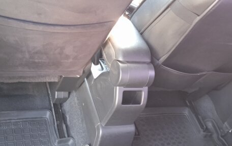 Nissan Tiida, 2010 год, 700 000 рублей, 12 фотография