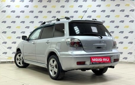 Mitsubishi Outlander III рестайлинг 3, 2006 год, 805 000 рублей, 5 фотография