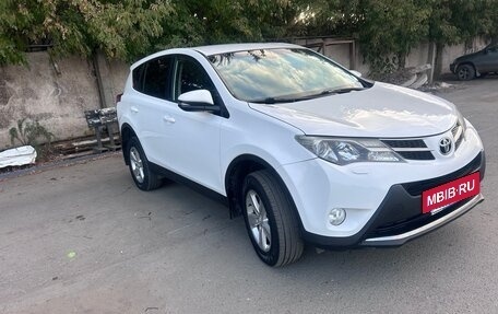 Toyota RAV4, 2013 год, 1 750 000 рублей, 2 фотография