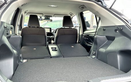 Toyota Yaris Cross, 2021 год, 1 450 000 рублей, 16 фотография